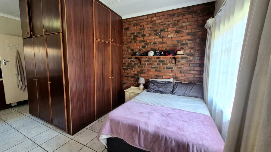 1 Bedroom Property for Sale in Die Bult North West